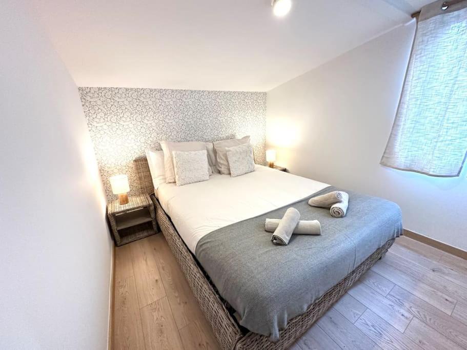 5- Hypercentre - 4Pers - Clim - Terrasse - Netflix Appartement Libourne Buitenkant foto